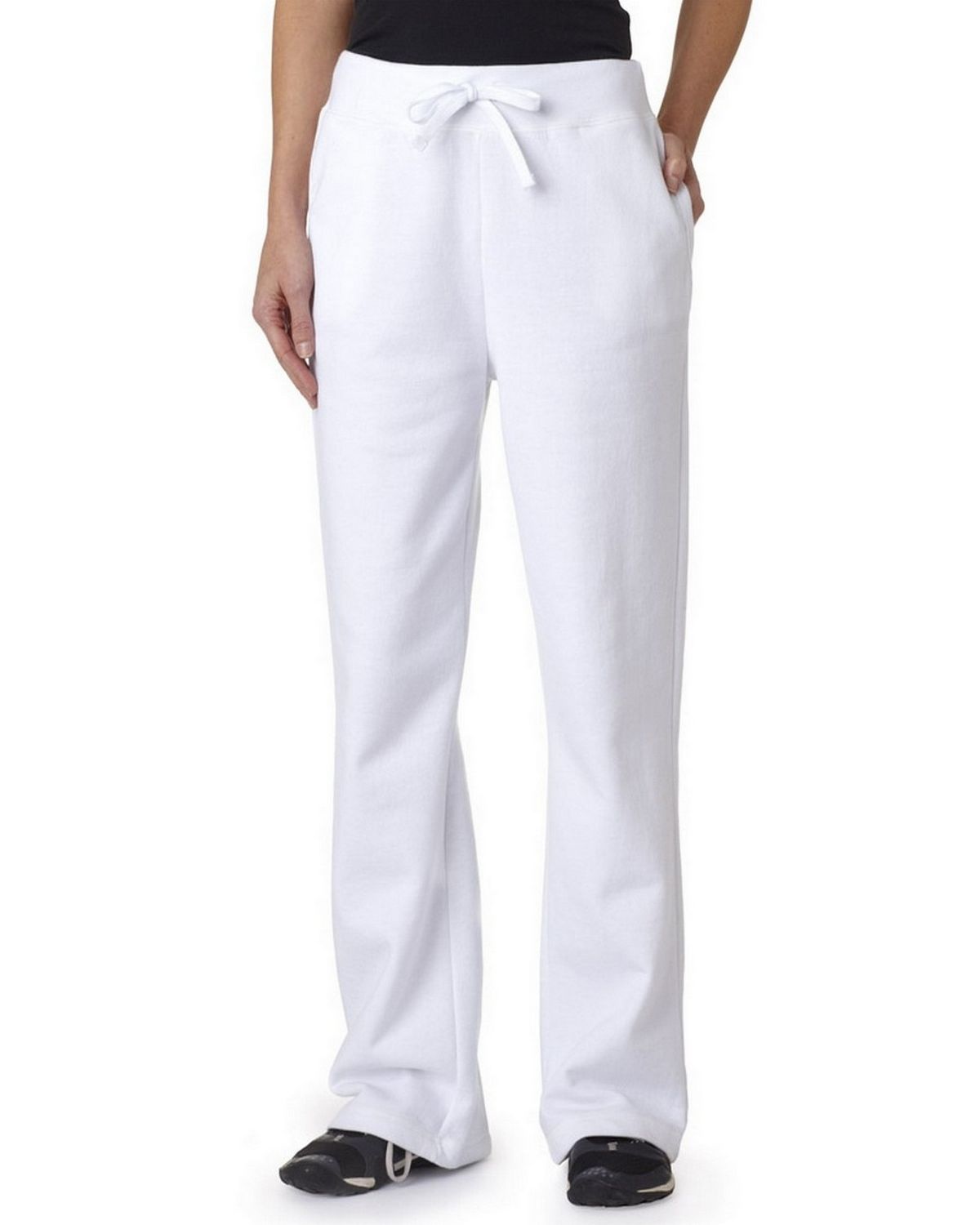 white sweatpants bulk