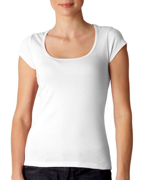 bella scoop neck tee