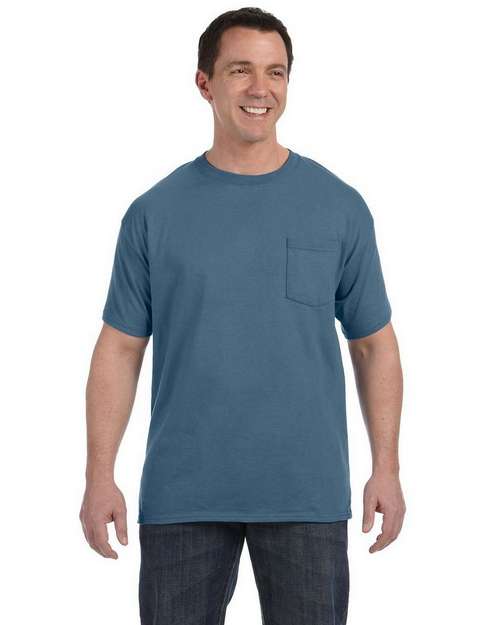 Hanes H5590 Tagless Pocket T-Shirt - ApparelnBags.com